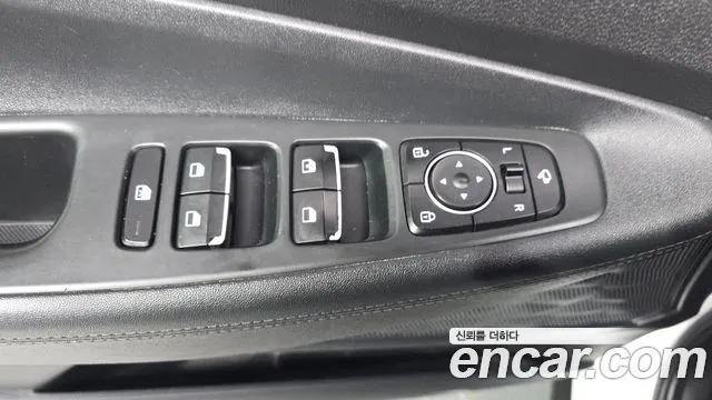 Hyundai Santafe 2021 — фото 18