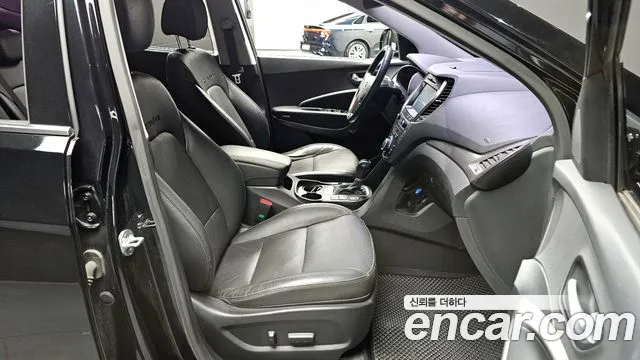 Hyundai Santafe 2016 — фото 10