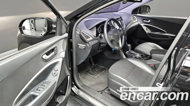 Hyundai Santafe 2016 — фото 12