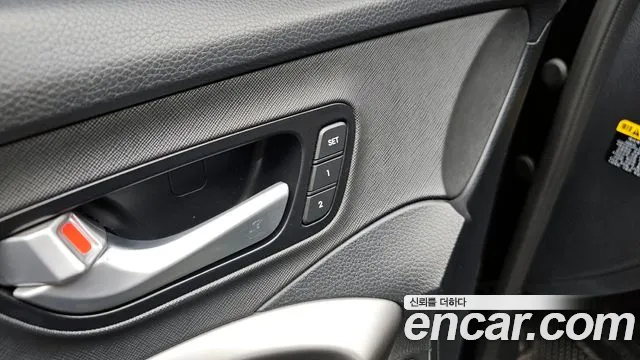 Hyundai Santafe 2016 — фото 18