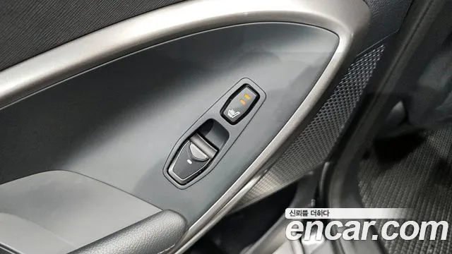 Hyundai Santafe 2016 — фото 19