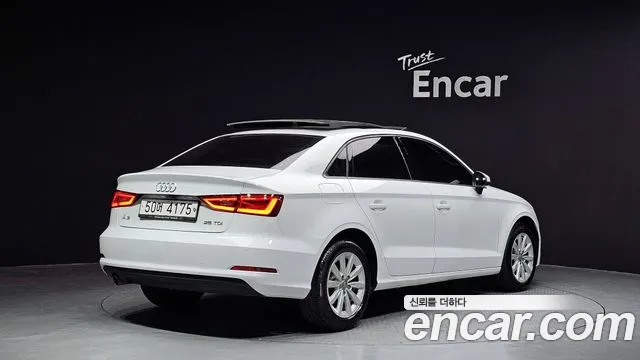 Audi A3 2015 — фото 2