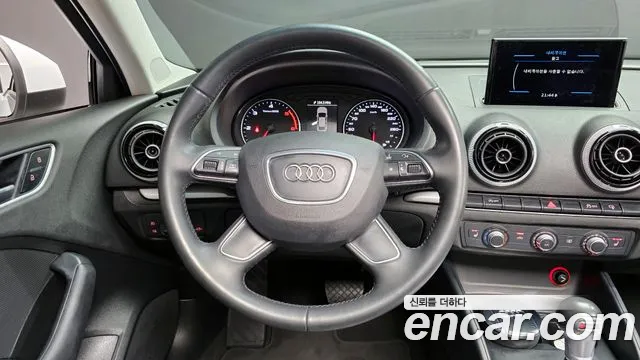 Audi A3 2015 — фото 13