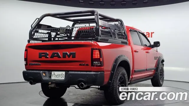 Dodge Ram Pick Up 2016 — фото 2