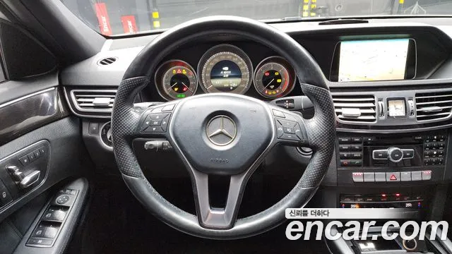 Mercedes-Benz E-Class 2014 — фото 13
