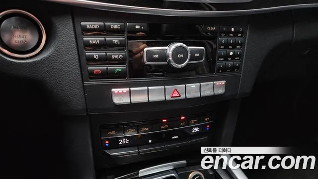 Mercedes-Benz E-Class 2014 — фото 17
