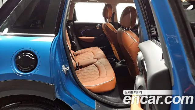 Mini Cooper 2023 — фото 12