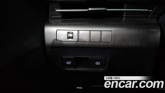 Hyundai Kona 2023 — фото 14