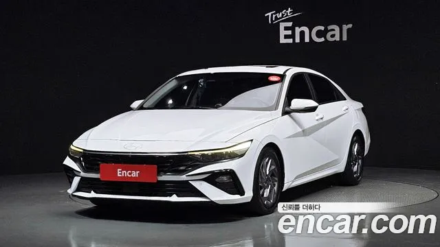 Hyundai AVANTE 2024 — фото 1