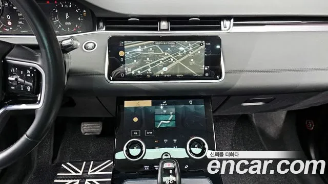 Land Rover Range Rover Evoque 2021 — фото 15