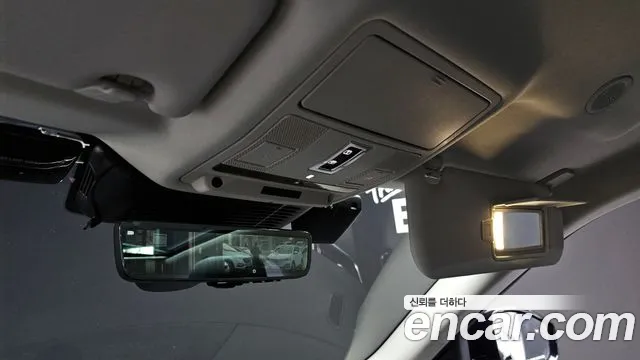 Land Rover Range Rover Evoque 2021 — фото 18