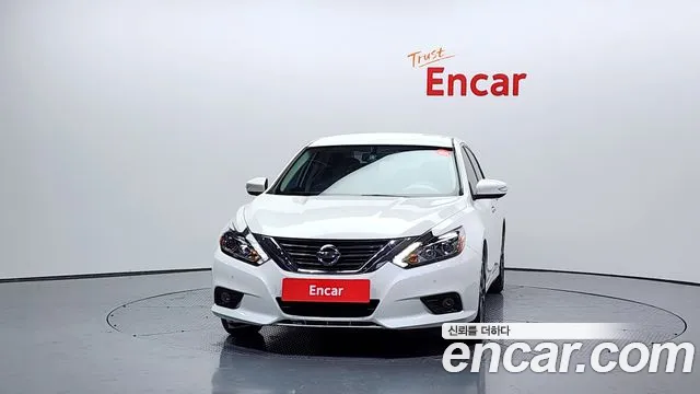 Nissan Altima 2017 — фото 3