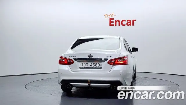 Nissan Altima 2017 — фото 4