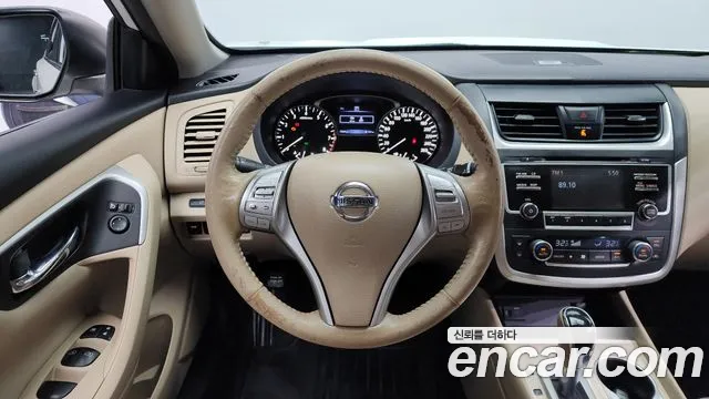 Nissan Altima 2017 — фото 13