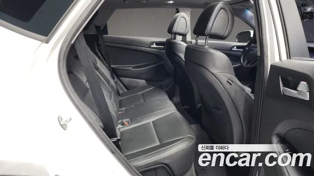 Hyundai Tucson 2016 — фото 12
