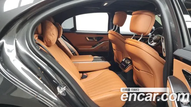 Mercedes-Benz S-Class 2022 — фото 12