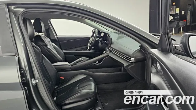 Hyundai AVANTE 2021 — фото 10