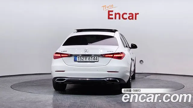 Mercedes-Benz C-Class 2022 — фото 4