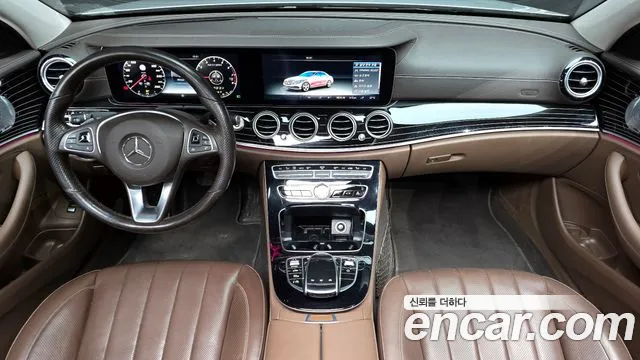 Mercedes-Benz E-Class 2017 — фото 7