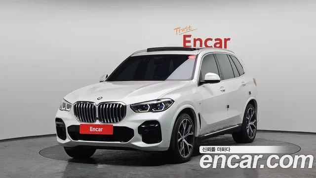 BMW X5 2022 — фото 1
