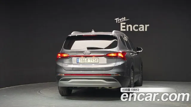 Hyundai Santafe 2022 — фото 4