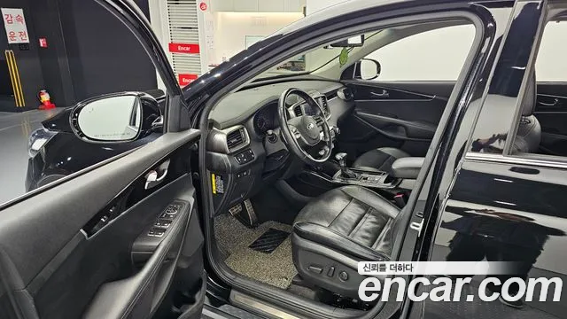 Kia Sorento 2019 — фото 11