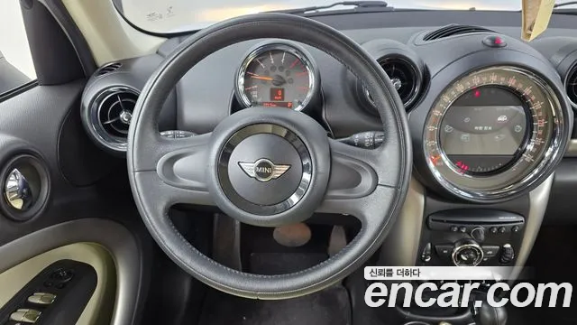 Mini Countryman 2015 — фото 13