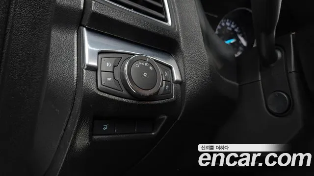 Ford Explorer 2018 — фото 14