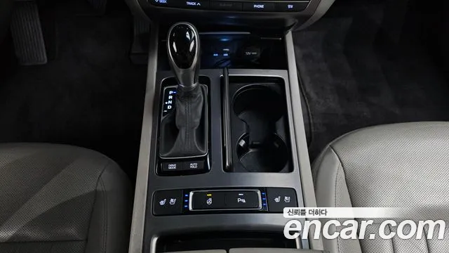 Hyundai Genesis 2016 — фото 9