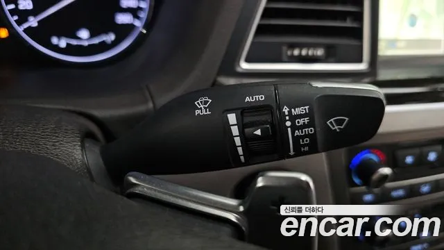 Hyundai Genesis 2016 — фото 18