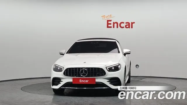 Mercedes-Benz E-Class 2022 — фото 3