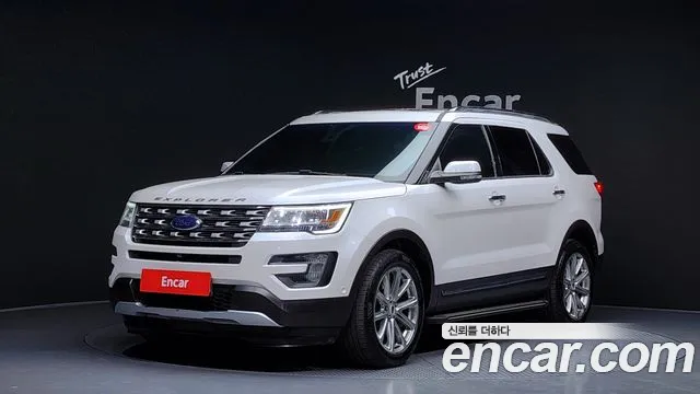 Ford Explorer 2016 — фото 1