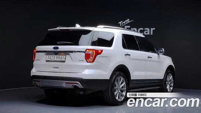 Ford Explorer 2016 — фото 2