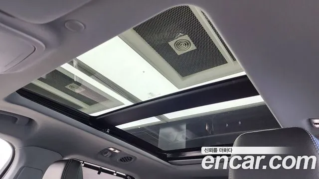 Ford Explorer 2022 — фото 18
