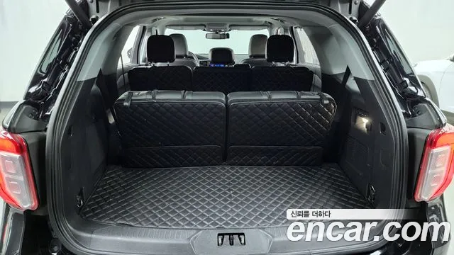 Ford Explorer 2022 — фото 20