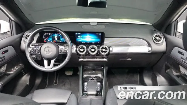 Mercedes-Benz GLB-Class 2021 — фото 7
