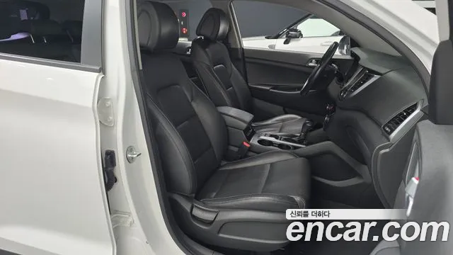 Hyundai Tucson 2017 — фото 10
