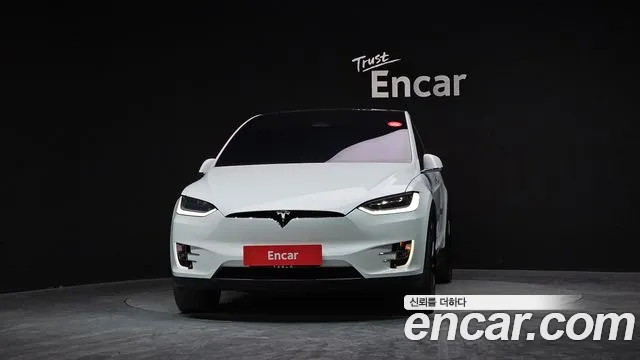 Tesla Model X 2020 — фото 3