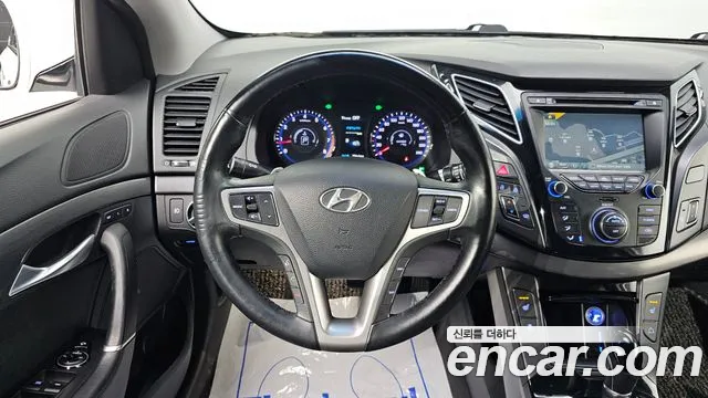 Hyundai i40 2014 — фото 16
