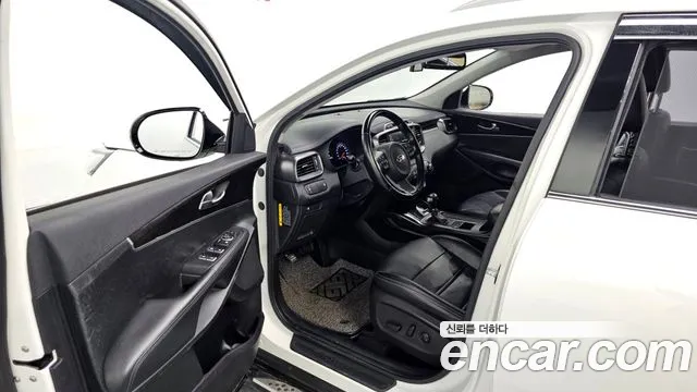 Kia Sorento 2015 — фото 10