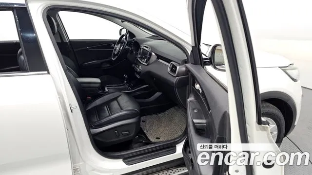 Kia Sorento 2015 — фото 11