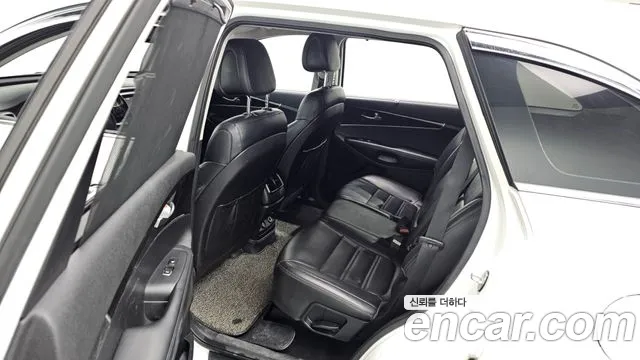 Kia Sorento 2015 — фото 12