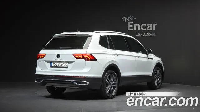 Volkswagen Tiguan 2022 — фото 2