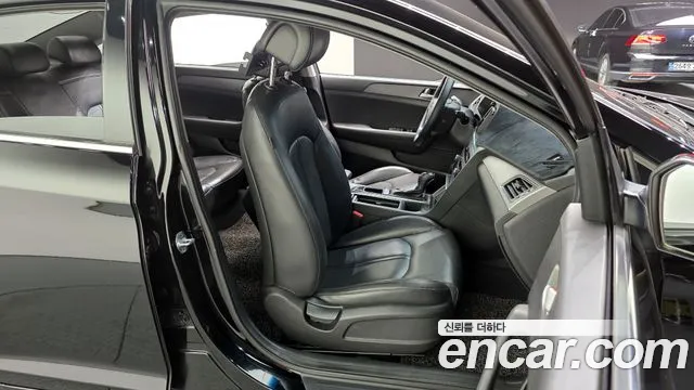 Hyundai Sonata 2016 — фото 12