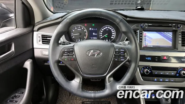 Hyundai Sonata 2016 — фото 13