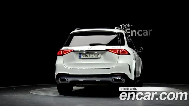 Mercedes-Benz GLE-Class 2021 — фото 4