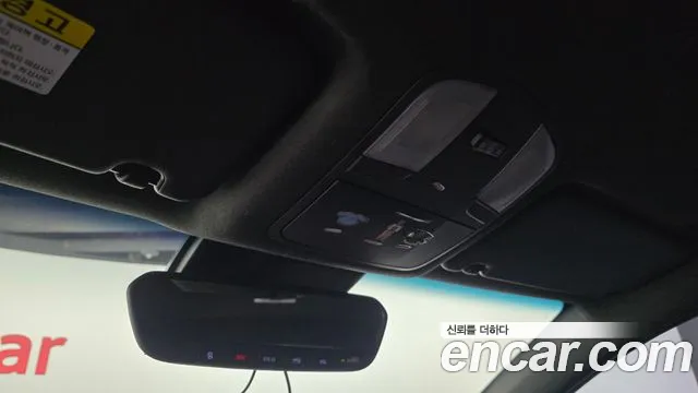 Hyundai Veloster 2018 — фото 19