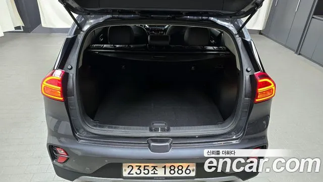Kia Niro 2020 — фото 20
