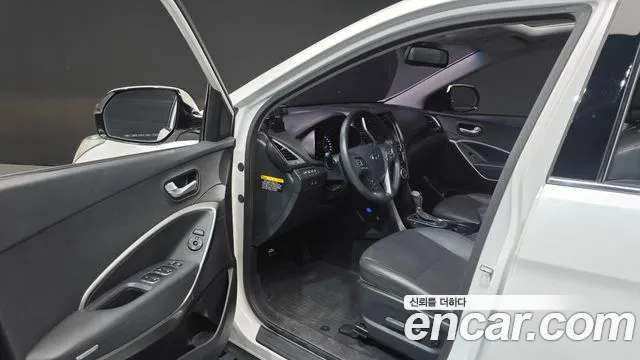 Hyundai Santafe 2016 — фото 10