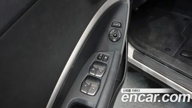 Hyundai Santafe 2016 — фото 14